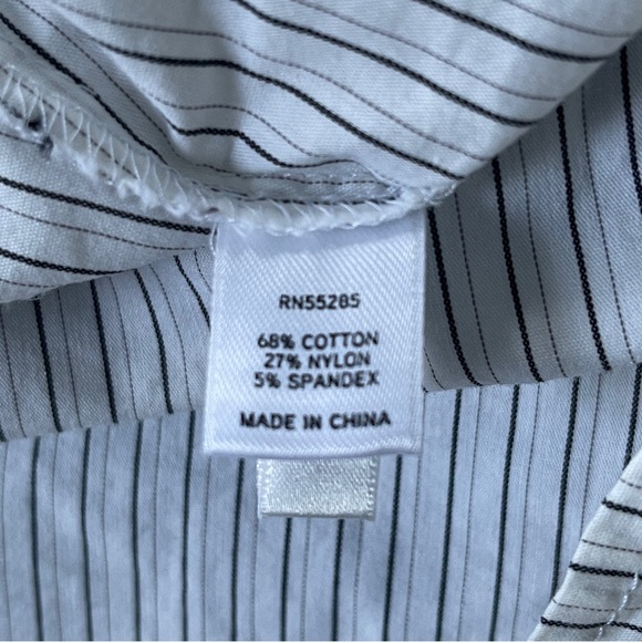 EXPRESS ‘Design Studio’ White Dress Shirt w/ Black and Gray Stripes - Picture 4 of 5
